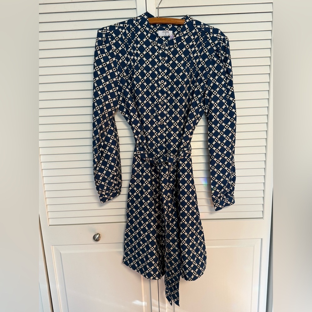 UNTUCKit Navy and White Geometric Long-Sleeve Waist-Tie Dress